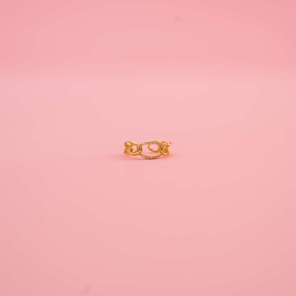 Delicate Open Chain Ring - Picture 4 of 5